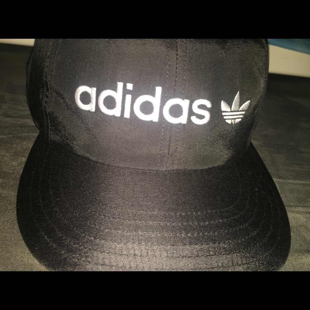 Adidas Trefoil Black Hat Stylish BRAND NEW